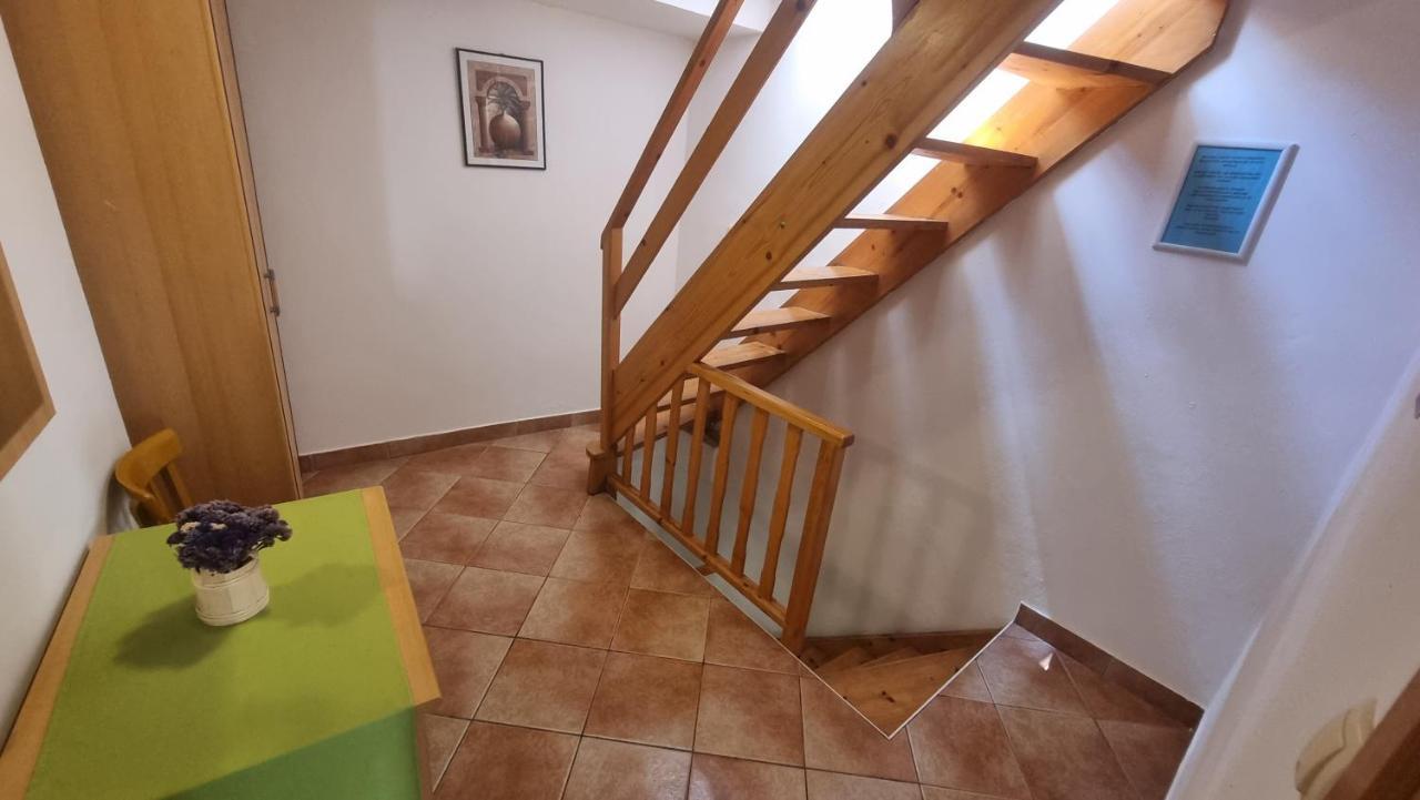Apartment Igor With Balcony And Sea View 巴斯卡 外观 照片